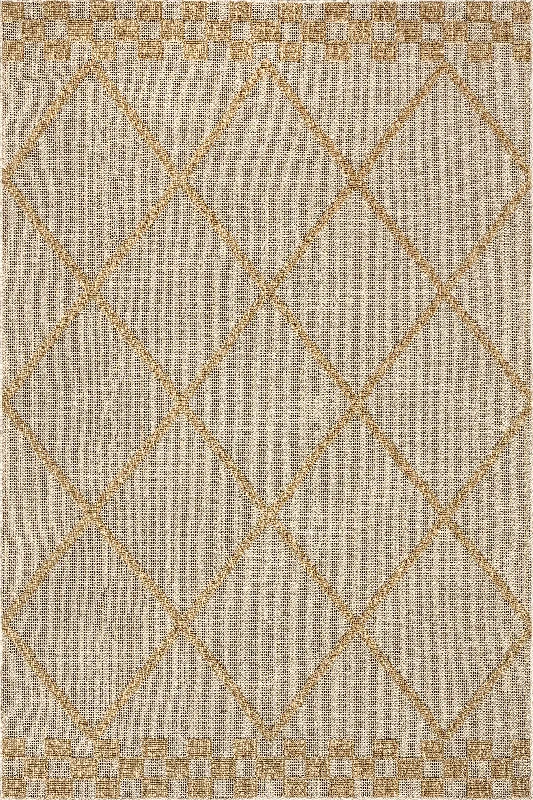 Ina Textured Trellis Indoor/Outdoor Rug | Beige