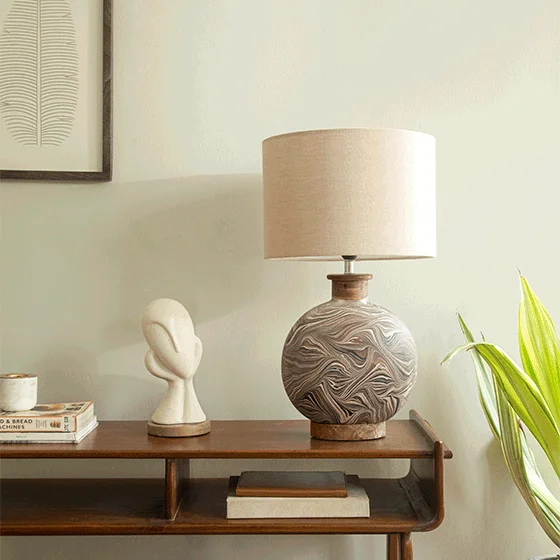 Gaiyo Table Lamp with Shade