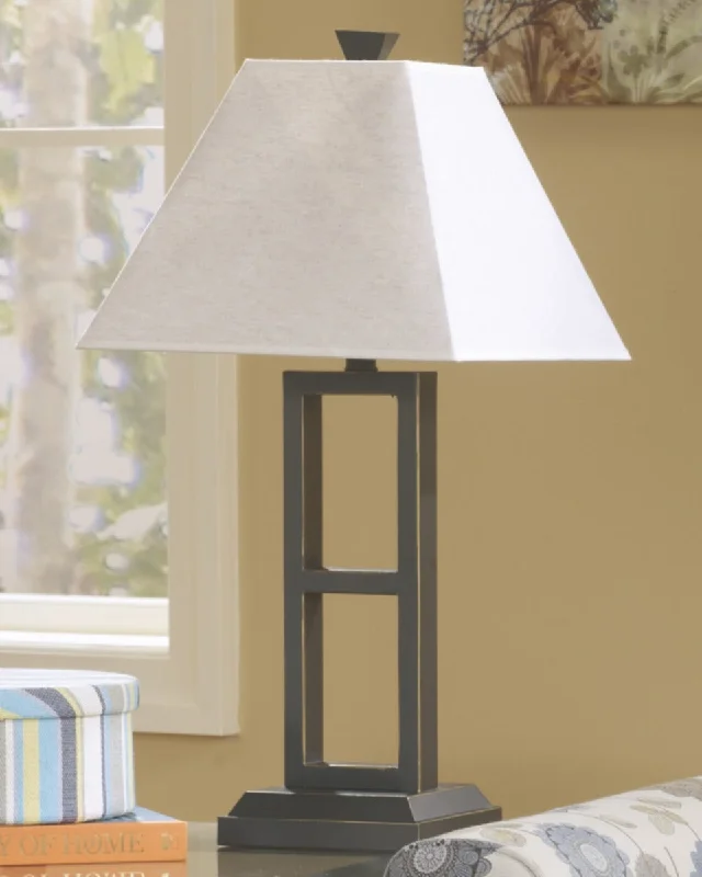 Deidra Metal Table Lamp (2/CN) Black by Ashley Furniture