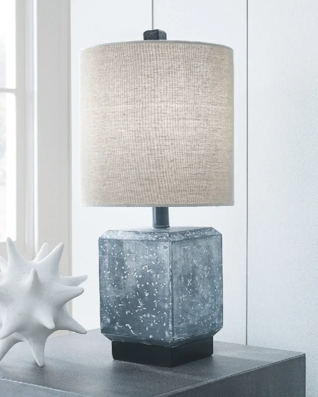 Jamila Poly Table Lamp (1/CN) Gray/Black by Ashley Furniture