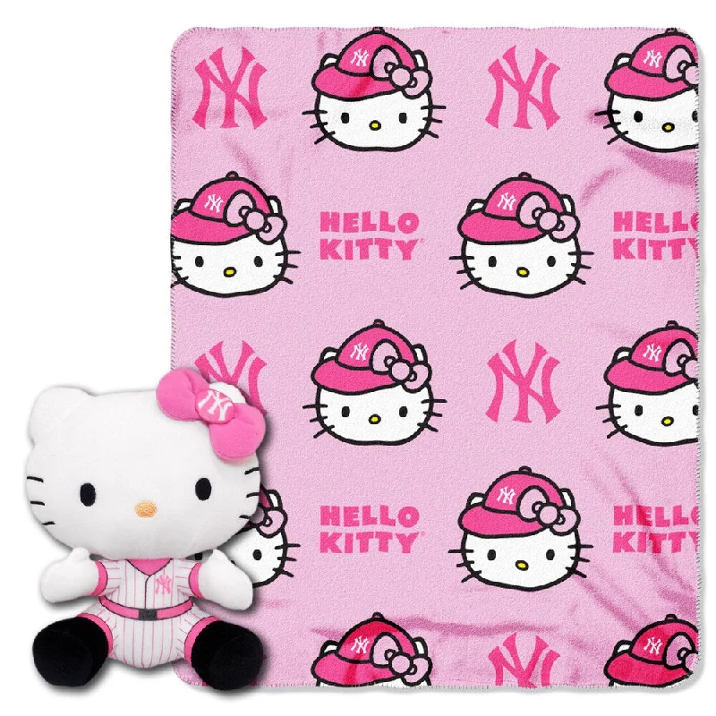 The Northwest Company COK 027 New York Yankees Hello Kitty with Throw