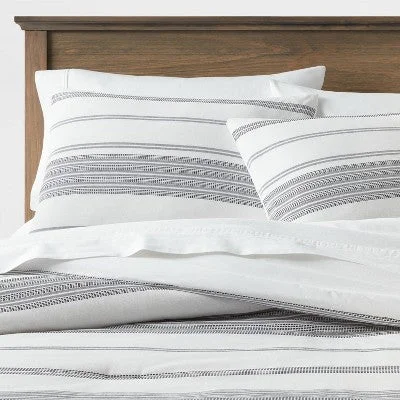 Open Box - Full/Queen Cotton Stripe Comforter & Sham Set White/Navy - Threshold